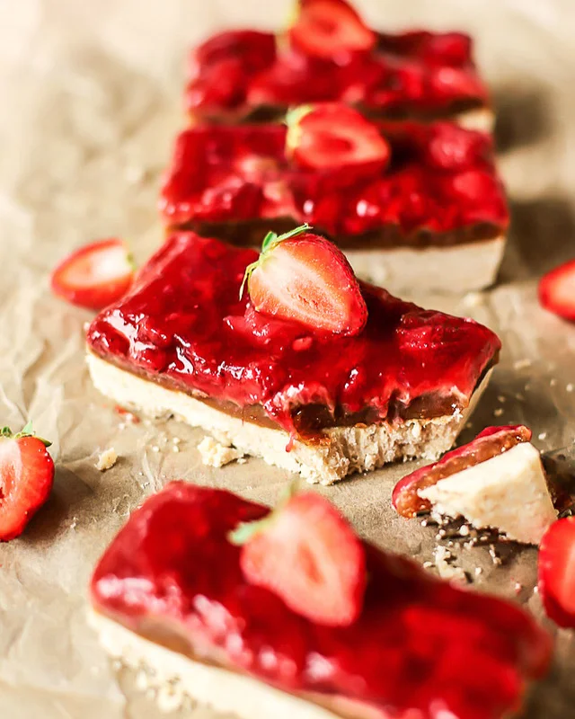 Strawberry Tahini Caramel Slices