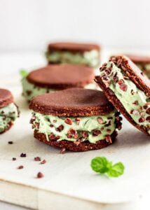 11 Vegan Chocolate Mint Recipes That Everyone Will Love