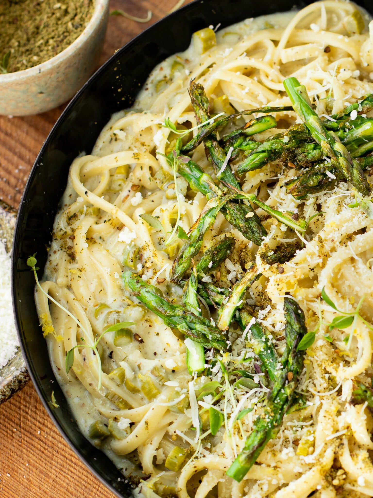 All About the Veg: Creamy Vegan Asparagus & Za’atar Pasta