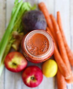 10 Benefits of Juicing: What Fruits and Vegetables Can Do for You