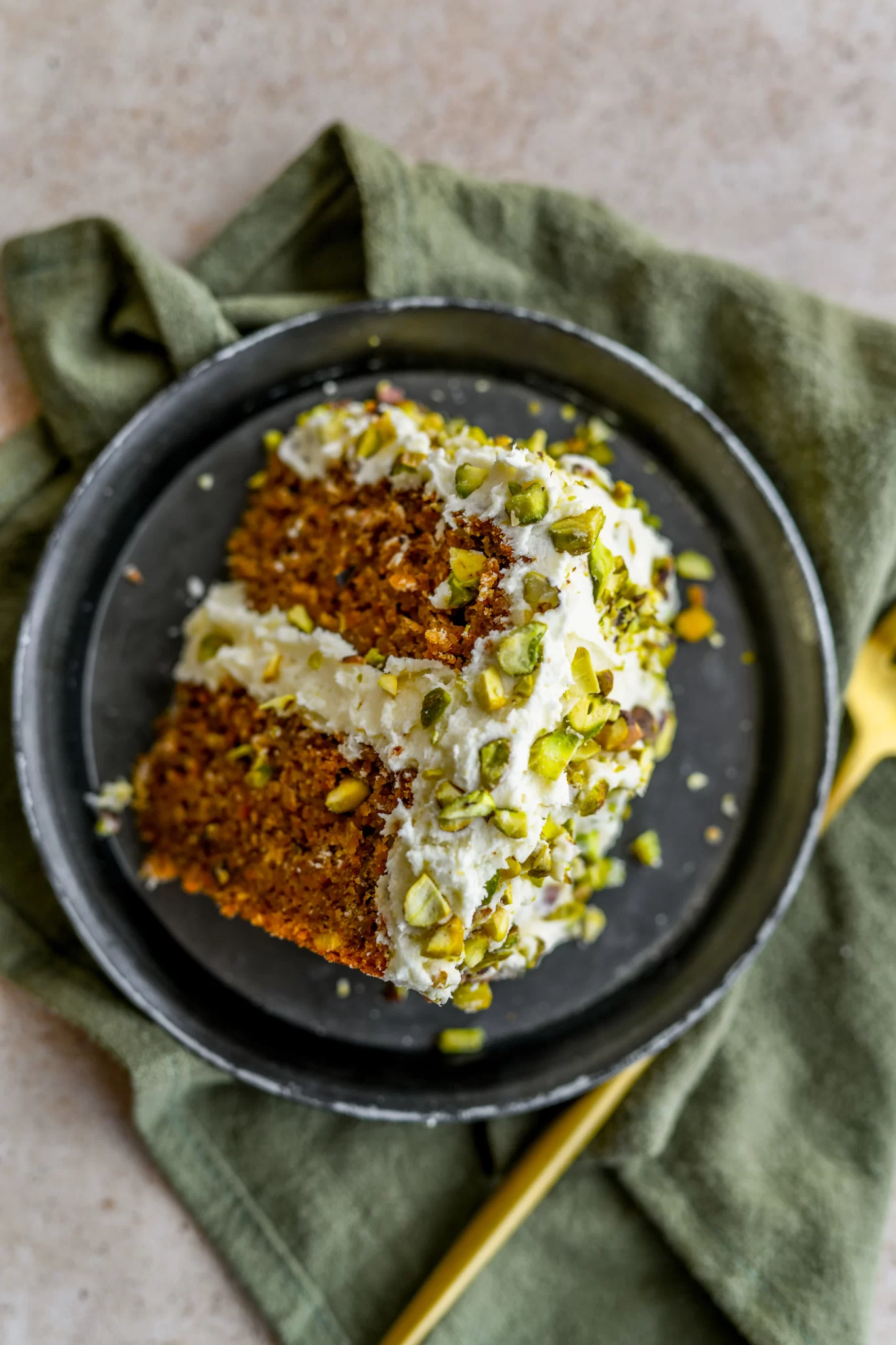 carrot pistachio cake slice