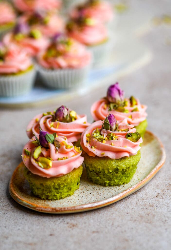 Mini rose pistachio cupcakes